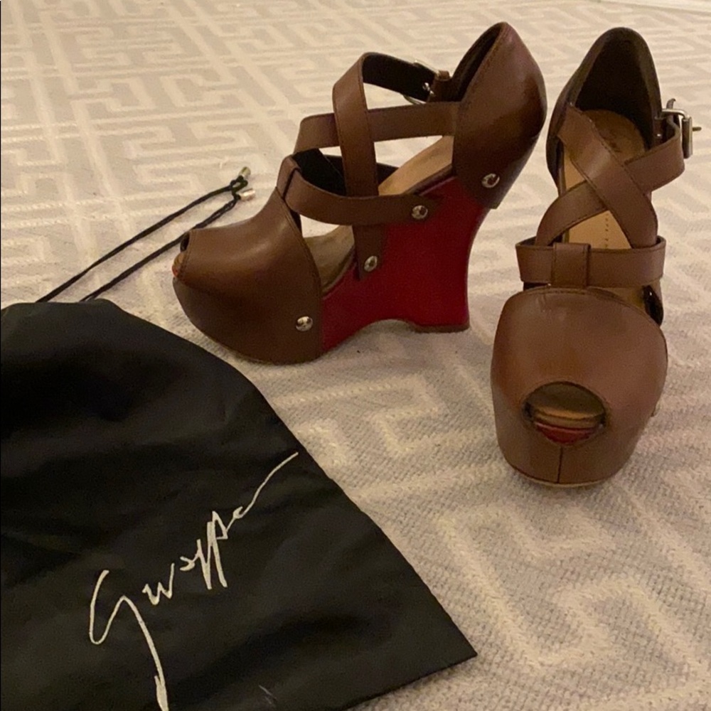 RARE! Giuseppe Zanotti Sky High Platforms❤️
